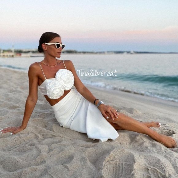 BLOGGER'S FAVE! Zara Floral Appliqué Crop Top White NWT - Picture 13 of 17